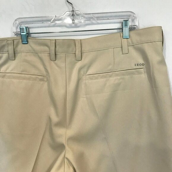 Izod Men's Flat Front Bermuda Golf Shorts Sz 40 in Light Tan Activewear Outdoors - Picture 6 of 13